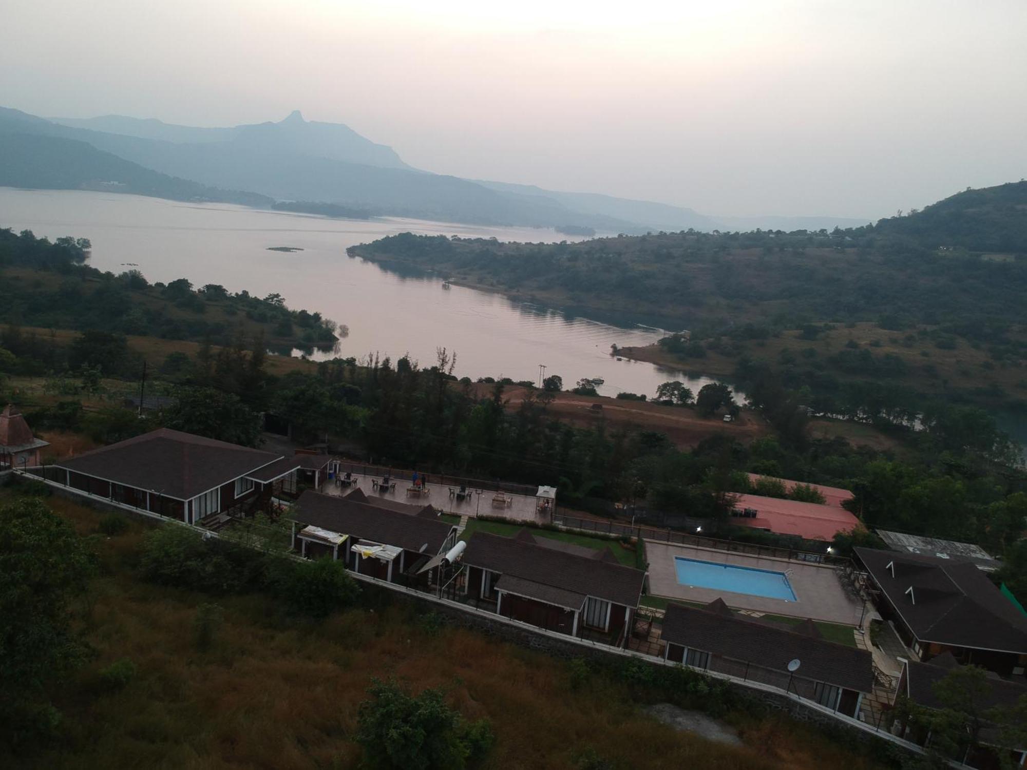 Green Velvet Resort-Near Pawna Lake Lonavala Exterior photo