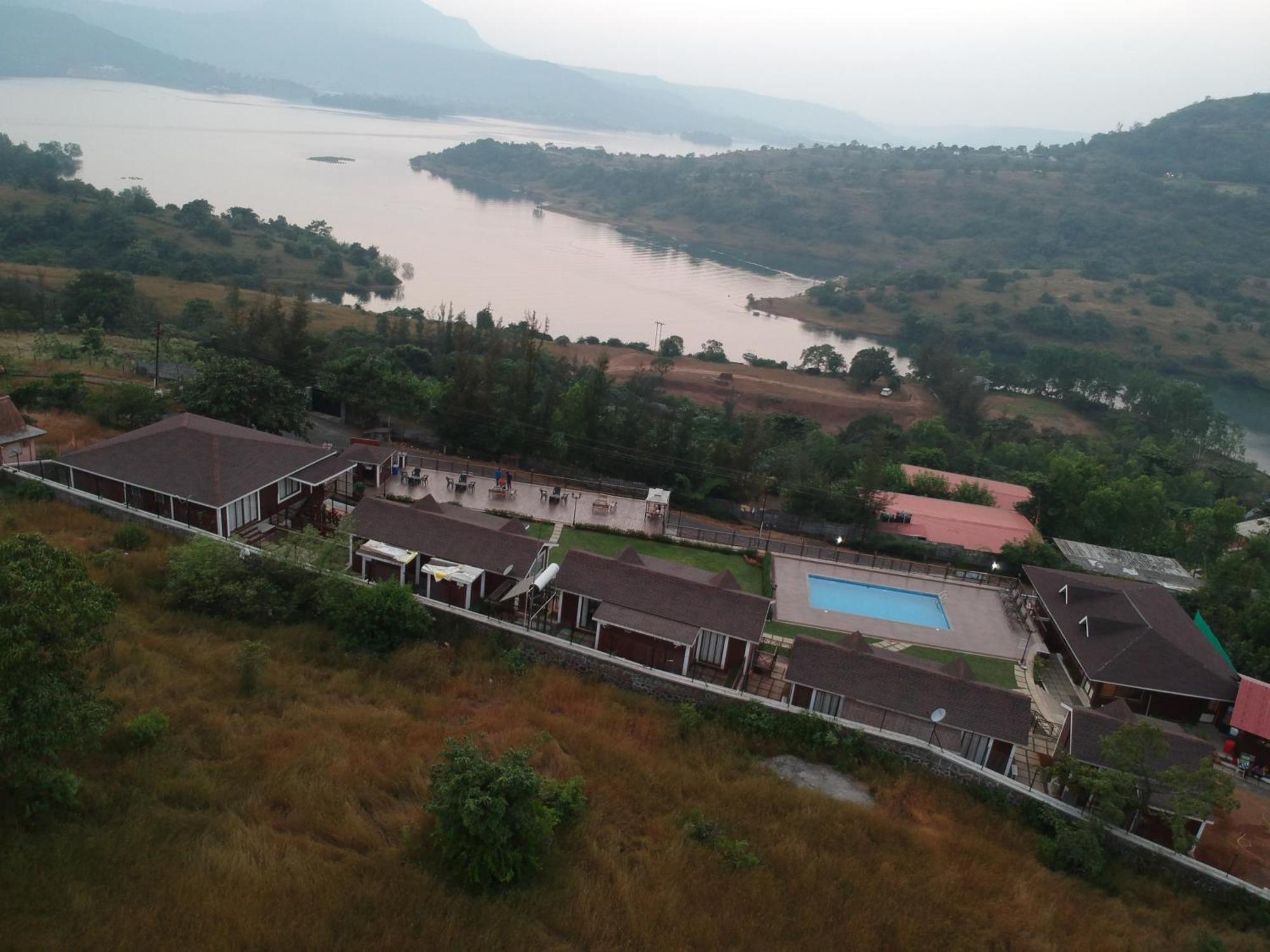 Green Velvet Resort-Near Pawna Lake Lonavala Exterior photo