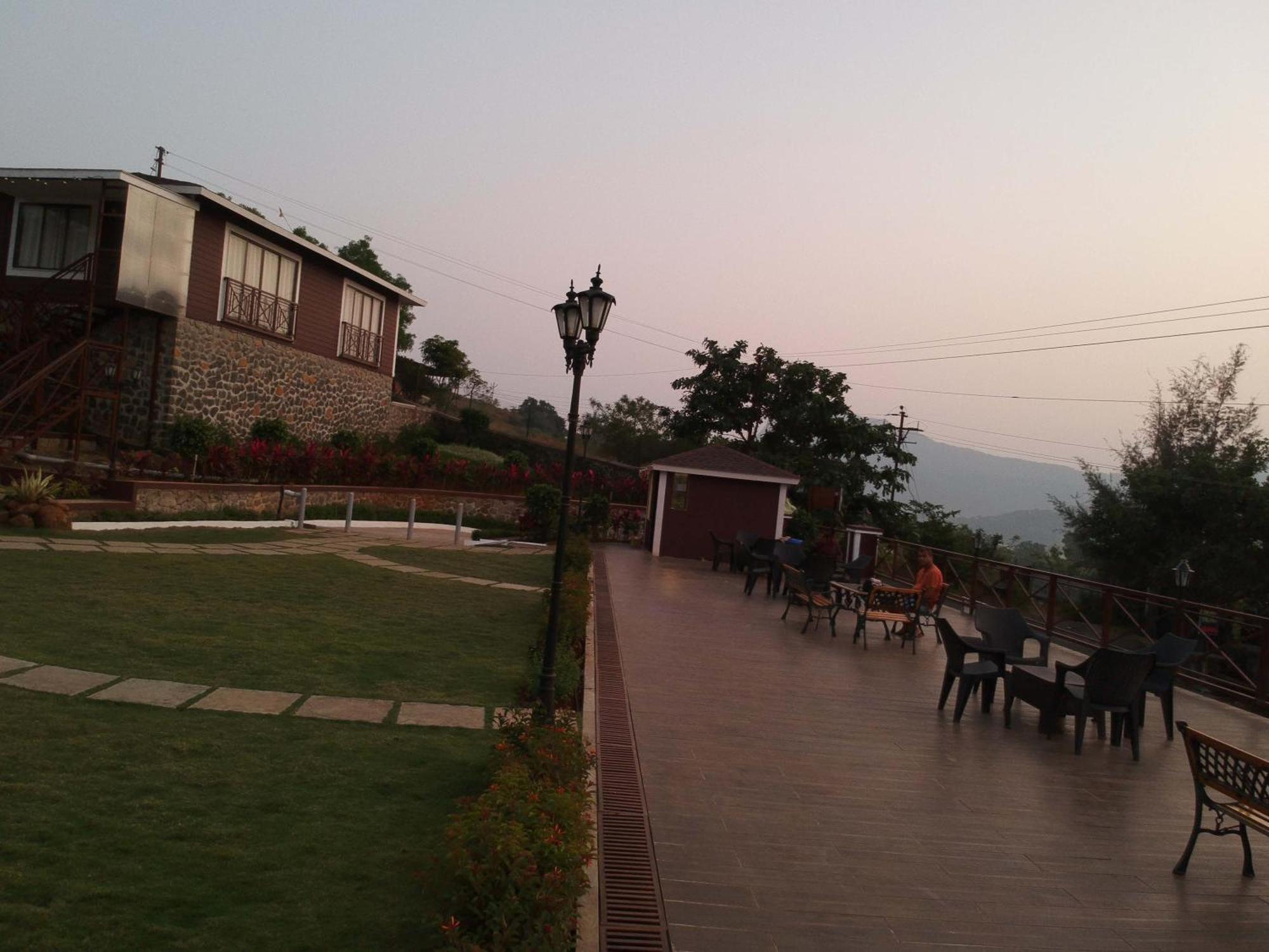 Green Velvet Resort-Near Pawna Lake Lonavala Exterior photo