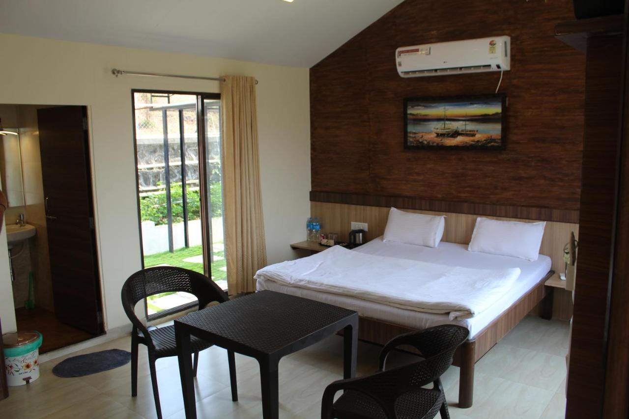 Green Velvet Resort-Near Pawna Lake Lonavala Exterior photo